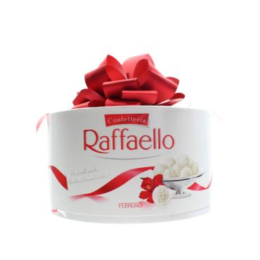 Raffaello с цельным миндальным орехом в кокосовой обсыпке, 240г