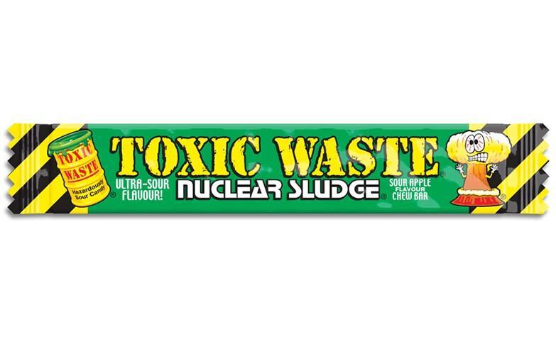 Конфета жевательная Toxic Waste Nuclear Sludge яблоко 20 гр., флоу-пак