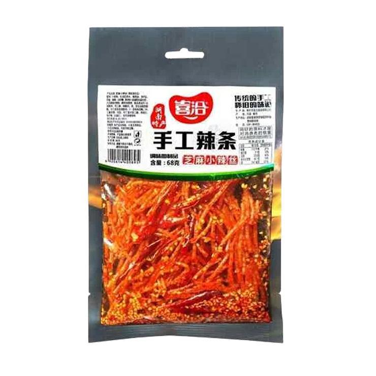 Мясо соевое XI QIA острые стрипсы ручной работы с кунжутом 68 гр., дой-пак