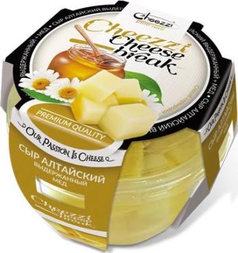 Сыр Cheezzi Алтайский выдержанный с мёдом полутвердый кубики