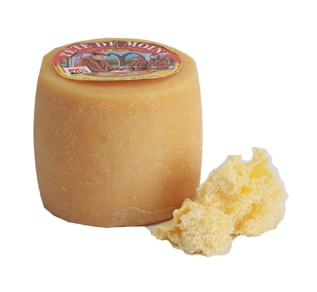 Сыр полутвердый Margot Fromages Tete de Moine АОС 51% 800 гр., в/у