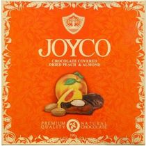 Конфеты Joyco Персик в шоколаде с миндалем 190 г.