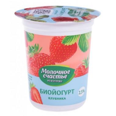 Йогурт ВМК Молочное счастье Клубника 6% 200 гр., стакан