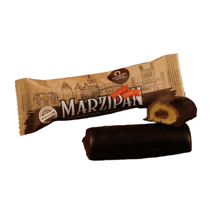 Марципановый батончик ШААКЕН ДОРФ в темном шоколаде с соленой карамелью 50 гр., флоу-пак