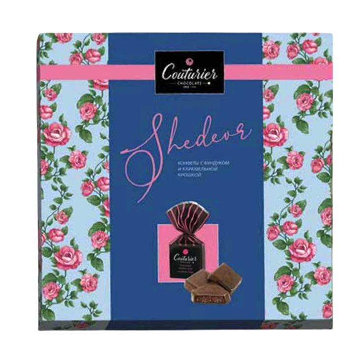 Набор конфет Couturier Шедевр Васильковая с тертым фундуком и карамельной крошкой 135 гр, картон