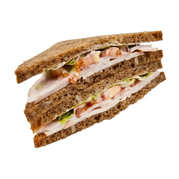 Бутерброд с курицей и беконом 180 гр., пластиковая упаковка