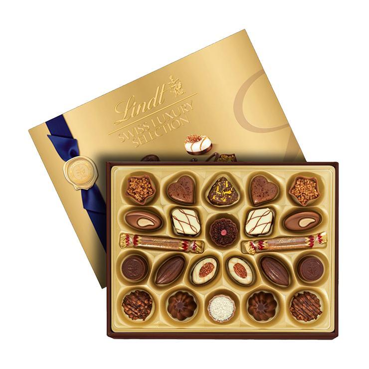 Конфеты Lindt Swiss Luxury Selection швейцарская роскошь ассорти молочный, темный и белый шоколад 230 гр., картон