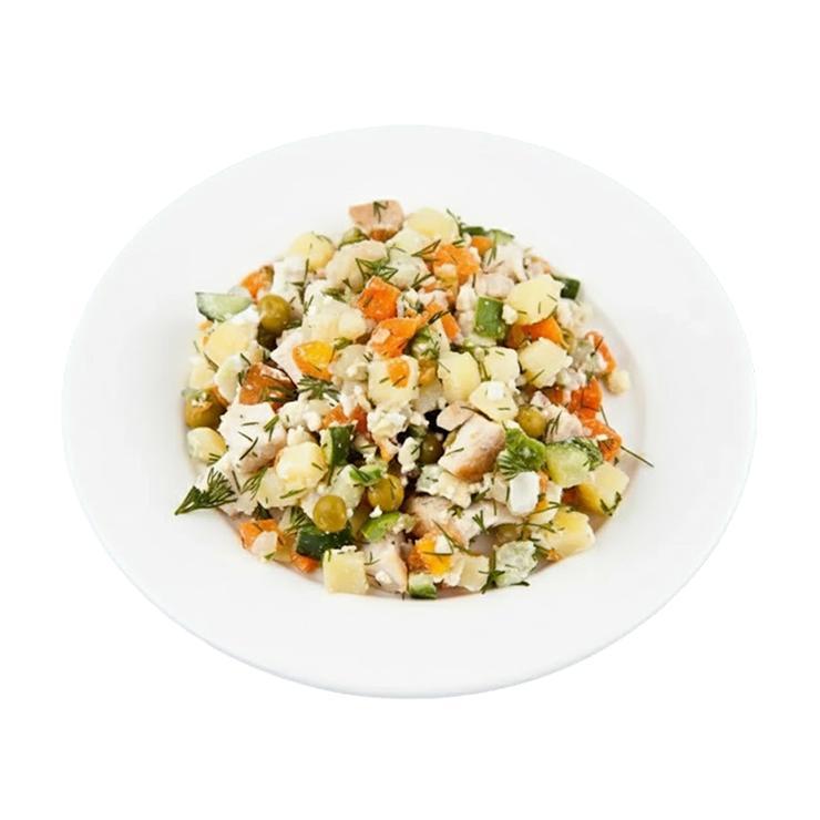 Салат Оливье с курицей 150 гр., пластиковая упаковка